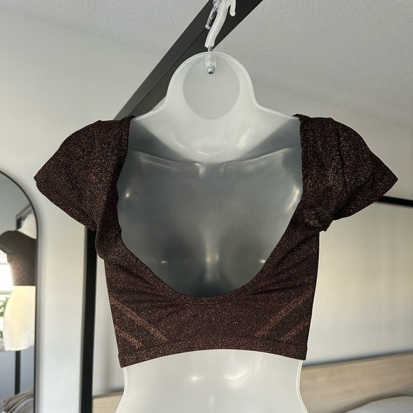 NWOT OFFLINE By Aerie Small Seamless Lurex Soft Stretchy Open Back Top - Picture 11 of 11